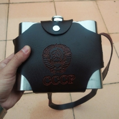 Bình inox đựng rượu in hình CCCP Dung Tích 1.0L, loại dày 0.6 ly - 32OZ