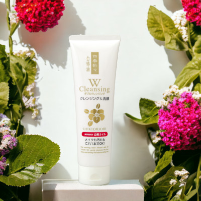 Sữa Rửa Mặt Chiết Xuất Hoa Trà Trắng Shikioriori W Cleansing Wash (190 G)