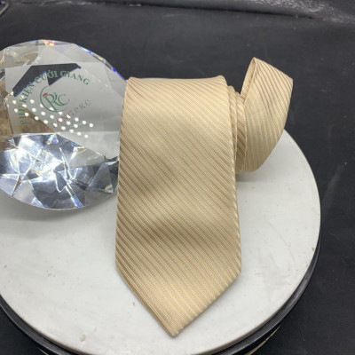 cà vạt nam bản 8cm Giangpkc calavat kem nhạt