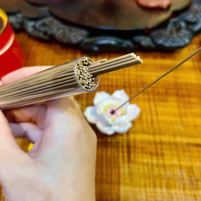 Nhang trầm ống KHÔNG TĂM cao cấp - 100% tự nhiên không dùng hoá chất