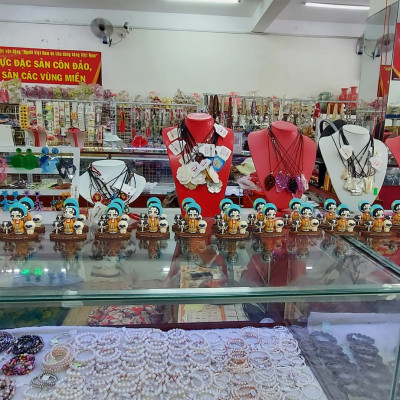 Quà lưu niệm Côn Đảo - Truyền thuyết Bà Phi Yến