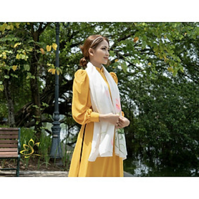 Khăn Lụa Vẽ Hoa Sen - SenSilk - Quà Tặng Khách Nước Ngoài, Quốc Hoa Việt Nam, Phụ Kiện Thời Trang Nữ Cao Cấp, Silk Painting Scarf, Water Marbling, Khăn Dệt Làng Nghề Truyền Thống. 