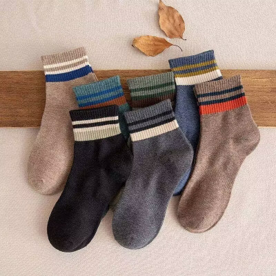 Set 5 đôi tất vớ nam cổ trung sọc ngang nhiều màu sắc, chất liệu cotton khử mùi thoáng khí