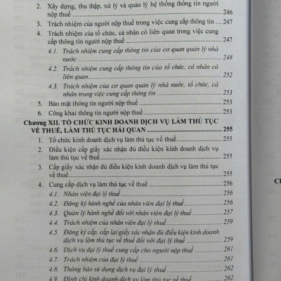 Sách Quy định chi tiết về Hóa Đơn, Chứng Từ theo Luật QUẢN LÝ THUẾ áp dụng trong các loại hình Doanh Nghiệp theo Nghị định số 70/2025/NĐ-CP (V2562T)
