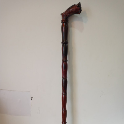 Dụng cụ Gậy batoong gỗ trắc đầu rồng cho người già