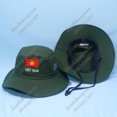 Nón tai bèo nam rộng vành thêu lá cờ Việt Nam, chất liệu vải kaki bền đẹp, bên hông có 2 lỗ thông gió - Hạnh Dương