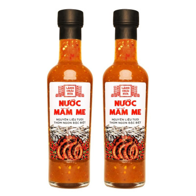Nước mắm me cao cấp Làng Chài Xưa, nguyên liệu tươi, thơm ngon đặc biệt từ me, tỏi, ớt tươi, chai thủy tinh 300g