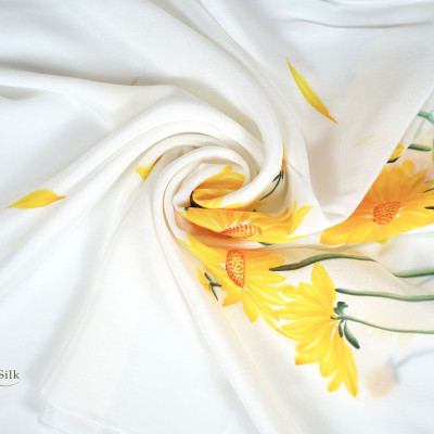 Khăn Choàng Cổ Lụa Vẽ Tay Cao Cấp Hoa Đồng Tiền SenSilk 160x55cm, Quà Việt Nam Tặng Người Nước Ngoài, Phụ Kiện Thời Trang Nữ Cao Cấp, Vietnam Silk Painting Scarf, Tinh Hoa Nghề Việt