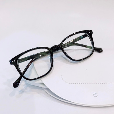 Kính Mắt Vuông Gọng Nhựa Dẻo Basic Cho Nam và Nữ Olive031