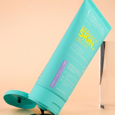 Gel rửa mặt Eveline Perfect Skin Acne sạch sâu, kháng khuẩn và ngừa mụn 150ml_Tặng kèm mặt nạ Daliv