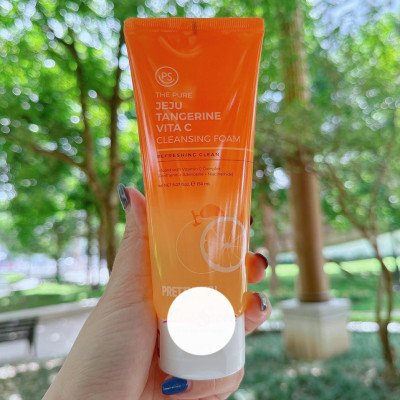 Sữa rửa mặt dưỡng ẩm và sáng da Pretty Skin Jeju Tangerine Vita C Cleansing Foam 150ml