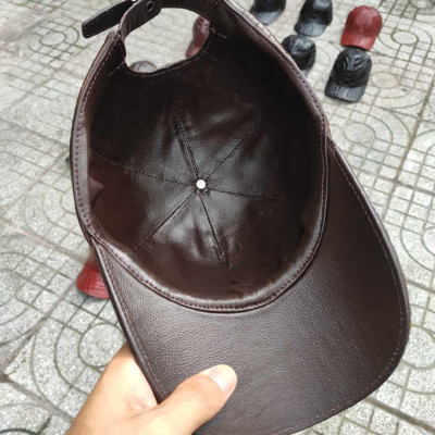 Mũ da cá sấu trơn có Gù rất đẹp!