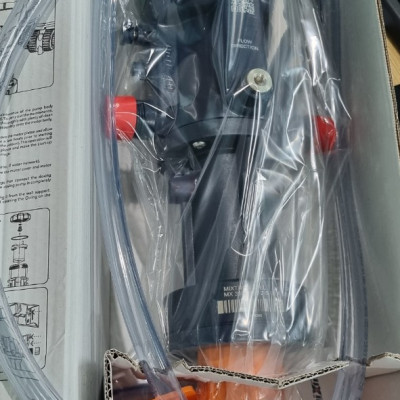 Máy châm phân, chất dinh dưỡng tự động Mixtron MX.300.P150, lưu lượng 3 m3/h, tỉ lệ 1-5%.