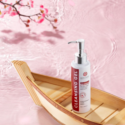 Gel Rửa Mặt Dịu Nhẹ AHA Làm Sạch Sâu CLEANSING GEL MISS CANDY 120ml,Làm Sạch Bụi Bẩn,Giảm Nhờn,Ngừa Mụn & Cân Bằng Độ PH Cho Da - Gia Tuệ House