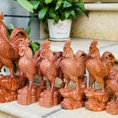 Tượng con gà trống phong thủy hút tài lộc bằng gỗ hương đá kt 30×15×7cm