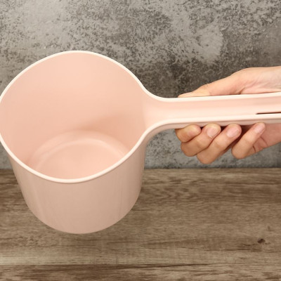 Gáo nhựa Notoro - Giao màu ngẫu nhiên