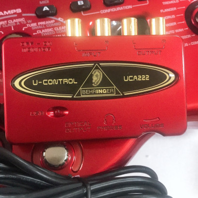 Effect cho đàn ghi ta (Guitar Amp Modeler and Multi-Effects Processor) VAMP-3 Behringer - Hàng Chính Hãng