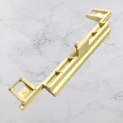 Tay cửa nhỏ Toshiba 856: Dùng cho máy photocopy Toshiba E 550/ 650/ 600/ 720/ 723/ 850/ 853/ 555/ 655/ 556/ 656/ 756/ 856/ 657/ 857 ( HA - Hàng nhập khẩu )