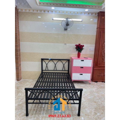 Giường sắt szie 1m2x2m giá rẻ kiểu đan chéo