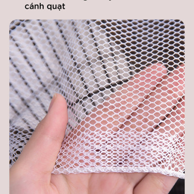 1 LƯỚI BỌC QUẠT CAO CẤP AN TOÀN CHO BÉ - DÂY RÚT (HÀNG CHẤT LƯỢNG TỐT) - Kích thước: Đường kính lồng quạt 45cm - GIAO MẪU NGẪU NHIÊN Áo Trùm Máy Quạt Bảo Vệ Điện Cao Cấp Có Vải Lồng Chống Bụi 