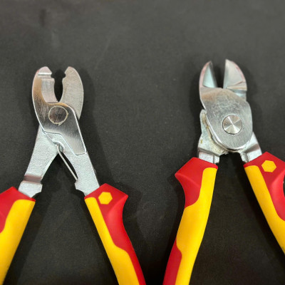Bộ Kìm cắt cáp Wiha 43662 và Kìm cắt cộng lực Wiha 38191 cách điện 1000V.