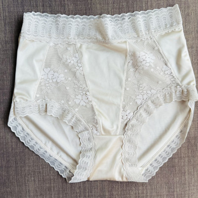 QUẦN LÓT LỤA SIÊU ĐẸP CAO CẤP PHỐI REN TỪ 40-70KG DÀNH CHO NỮ