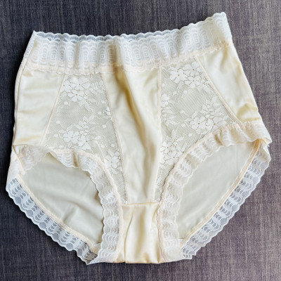 QUẦN LÓT LỤA SIÊU ĐẸP CAO CẤP PHỐI REN TỪ 40-70KG DÀNH CHO NỮ