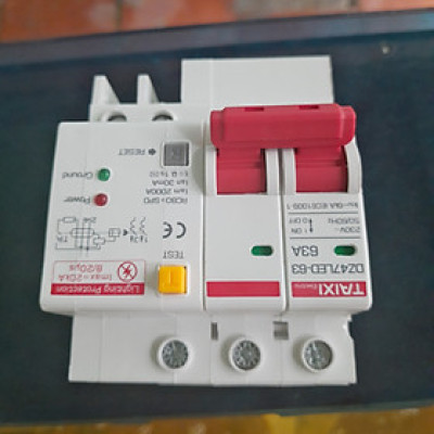 BỘ ÁP CHỐNG ĐIỆN GIẬT CHỐNG SÉT BẢO VỆ AN TOÀN CHO BẠN VÀ CÁC THIẾT BỊ ĐIỆN GIA ĐÌNH BẠN AN TOÀN 