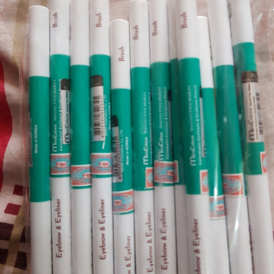 Chì mí kết hợp chì mày siêu tiết kiệm MiraCulous Hàn Quốc #01 đen tuyền tặng kèm móc khoá