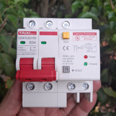 BỘ ÁP CHỐNG ĐIỆN GIẬT CHỐNG SÉT BẢO VỆ AN TOÀN CHO BẠN VÀ CÁC THIẾT BỊ ĐIỆN GIA ĐÌNH BẠN AN TOÀN 