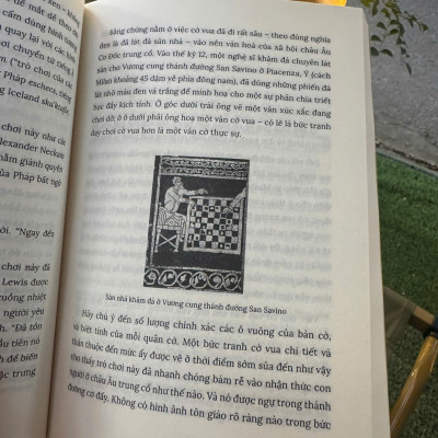 VÁN CỜ BẤT TỬ - 32 Quân Cờ Đã Soi Sáng Hiểu Biết Của Chúng Ta Về Chiến Tranh, Nghệ Thuật, Khoa Học Và Não Bộ Như Thế Nào - David Shenk – Nguyễn Tuấn Linh dịch - Rubik Books – NXB Công Thương