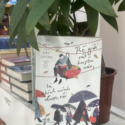 Sách - Thế giới rất huyên náo, là chính mình được rồi (Nhã Nam HCM)