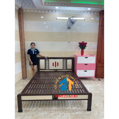 Giường sắt kiểu gỗ 1m4x2m