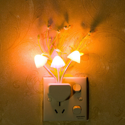 Đèn Ngủ Cảm Ứng Hình Chậu Hoa Và Nấm - Hàng chính hãng 