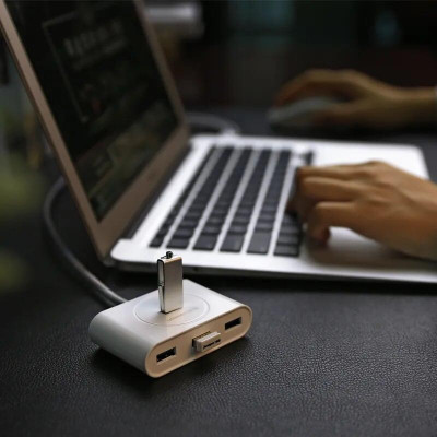 Ugreen UG20283CR113TK 1m màu Trắng Bộ chia HUB USB 3.0 sang 4 USB 3.0 hỗ trợ nguồn micro 5V cổng micro - HÀNG CHÍNH HÃNG