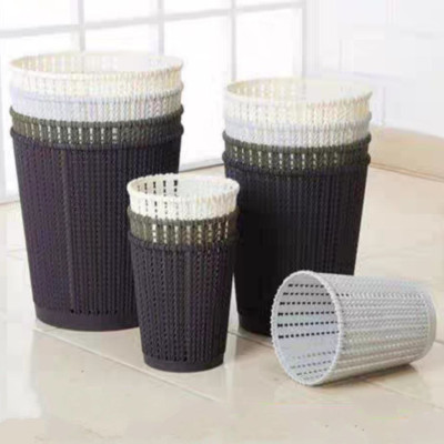 Giỏ Nhựa Giả Mây Đựng Đồ Dùng, Vật Dụng Đa Năng ( Tặng kèm túi quà tặng nhỏ ) - màu ngẫu nhiên - 20 x 25cm