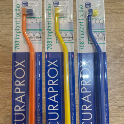 Bàn chải răng niềng, implant CS 708 - Curaprox