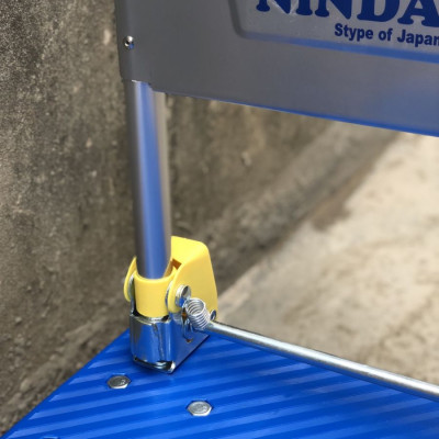 Xe đẩy hàng sàn nhựa NiNDA FD300 tải 300kg