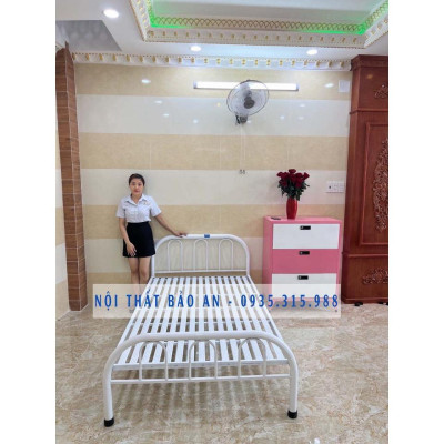Giường sắt tròn cổ điển SANG TRỌNG đẹp - kích thước 1m2x2m