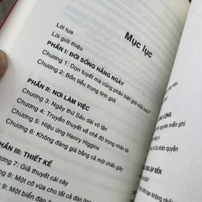 PHỤ NỮ VÔ HÌNH – Caroline Criado Perez – 	Nhung Nhung dịch – Huy Hoang Books 