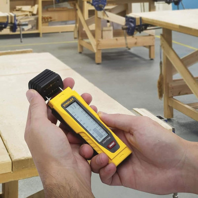 MÁY ĐO ĐỘ ẨM  CHẠY TRÊN 4 PIN AAA STANLEY 0-77-030- HÀNG CHÍNH HÃNG