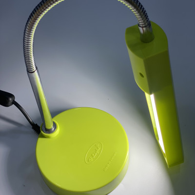 Đèn bàn V-light G23-LED 7 công suất 7W, ánh sáng chống cận thị, nhiệt độ màu phù hợp không gian làm việc