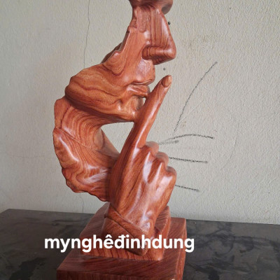 Tượng im lặng là vàng bằng gỗ hương đá  đẹp long lanh cao 34x11x12cm