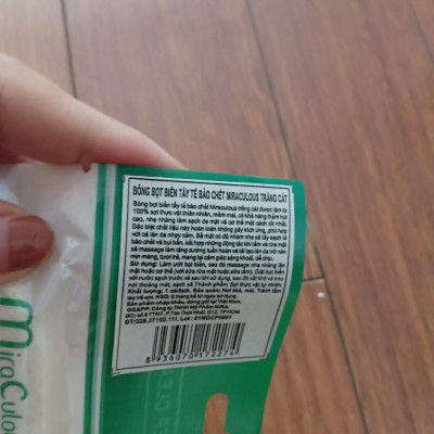 Bông bọt biển tẩy tế bào chết Miraculous cát trắng tặng kèm móc khoá