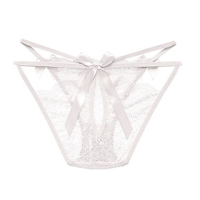 Quần lót nữ xẻ đáy gắn nơ quyến rũ