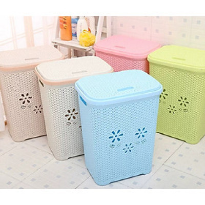 Giỏ nhựa có nắp đựng quần áo - Tặng kèm 10 móc nhôm treo quần áo bé và 1 nút bịt ổ điện