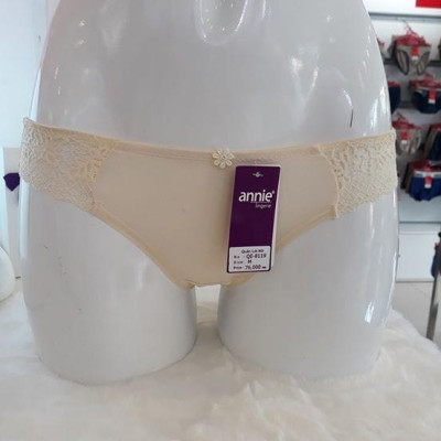 QE 8119.Quần lót phối ren hông điệu đà annie QE 8119 được thiết kế với kiểu dáng thời trang, cuốn hút, form ôm vừa vặn kết hợp c