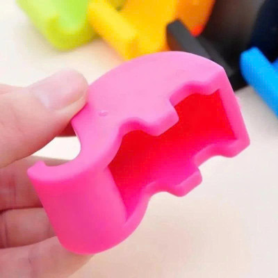 Giá đỡ điện thoại để bàn mini hình con voi dễ thương hàng nhập khẩu