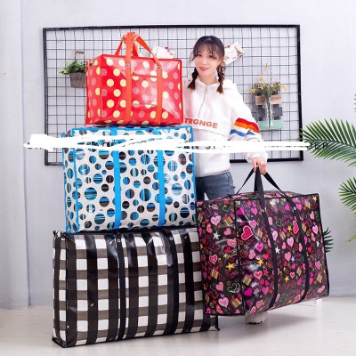 Túi bạt đựng hành lý , chăn quần áo kích thước lớn 50 x 35 x 20 cm ,dây kéo 2 đầu , cạnh túi được bo viền có quai xách 2 bên chắc chắn ,chống thấm nước , phù hợp đựng hành lý đi chơi xa, dã ngoại