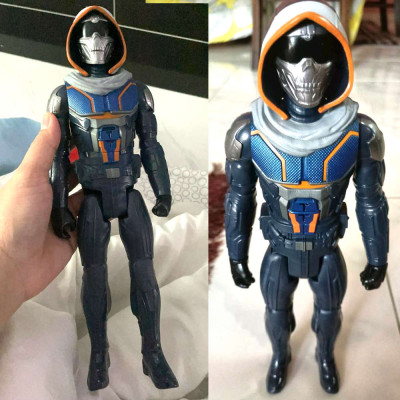 Mô hình nhân vật Marvel Avengers Titan Hero Series 12inch - Taskmaster